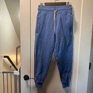 Cotopaxi Women's Light Blue Periwinkle Cuffed Jogger Sweatpants Drawstring Heavy